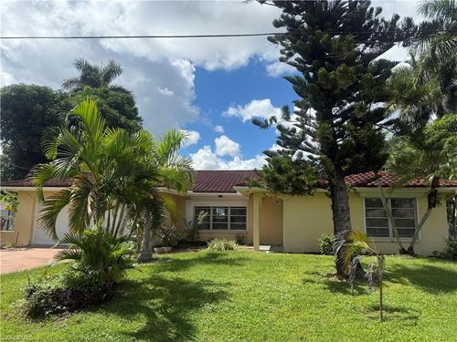 249 Alameda Ave, FORT MYERS, FL, 33905-2603 | Card Image