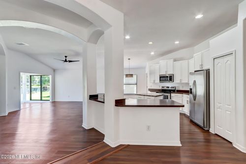 566 Longmill Ln, Orange Park, FL, 32065-2266 | Card Image