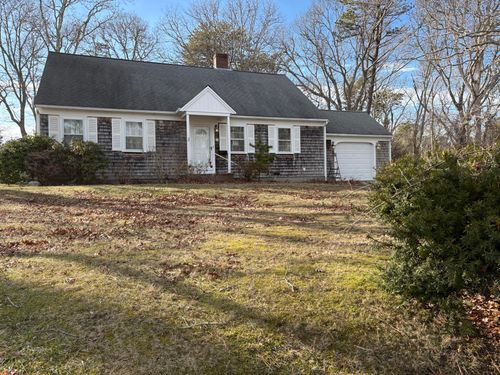 17 Eileen St, Yarmouth Port, MA, 02675-2002 | Card Image