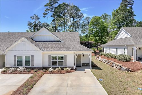 345 Morris Avenue, OPELIKA, AL, 36801 | Card Image