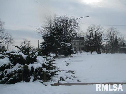 1003-07-13 North Street, Peoria, IL, 61604 | Card Image