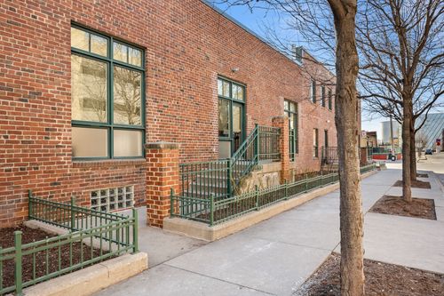 unit-602-100 Market St, Des Moines, IA, 50309-4707 | Card Image