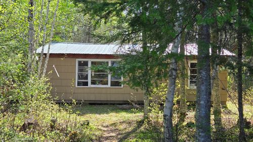 664 E Bay N, Crane Lake, MN, 55725-8039 | Card Image