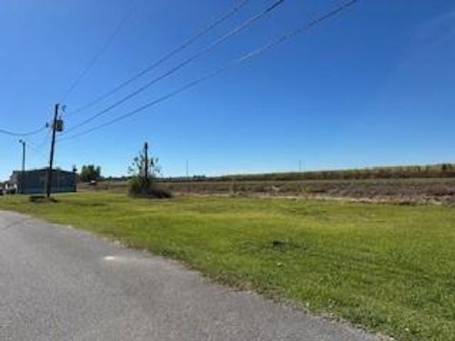 418 E 6th St, Edgard, LA, 70049-2332 | Card Image