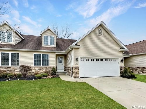 27 Campbell Mdws, Amherst, NY, 14068-1065 | Card Image
