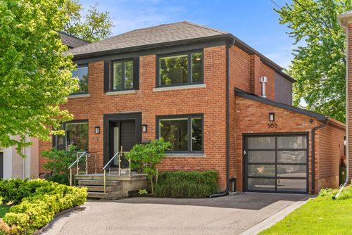 565 Deloraine Ave, North York, ON, M5M2C5 | Card Image