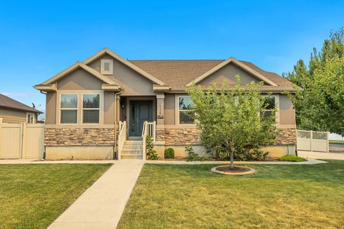 719 Shavey Ln, Springville, UT, 84663-5976 | Card Image