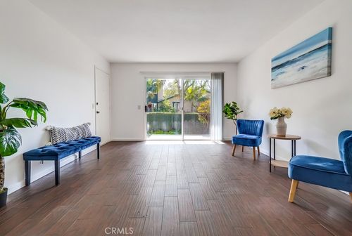 apt-5-23236 Orange Ave, Lake Forest, CA, 92630-6951 | Card Image