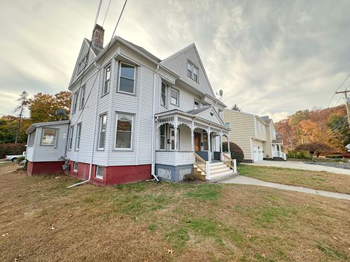 154 Hawthorne Ave, Derby, CT, 06418-1152 | Card Image