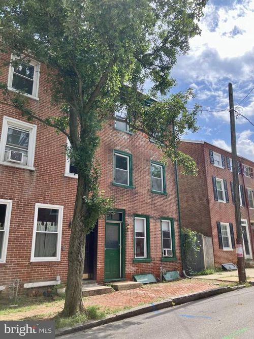 112 E Miner St, WEST CHESTER, PA, 19382-3124 | Card Image
