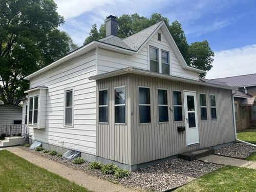 607 N Beaumont Rd, Prairie Du Chien, WI, 53821-1104 | Card Image