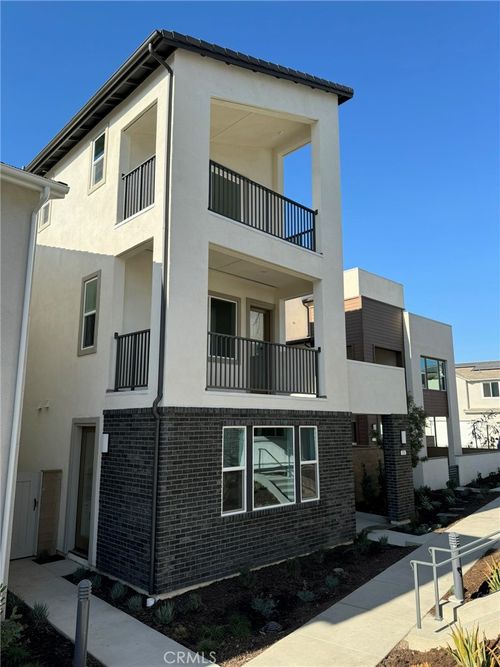 114 Seep, Irvine, CA, 92618-5949 | Card Image