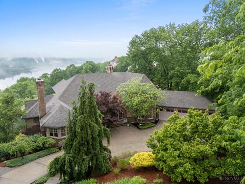 7352 Riverpoint Lane, Anderson Twp, OH, 45255 | Card Image