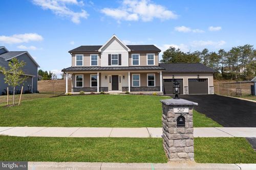 507 Elm St, Harrisburg, PA, 17112-8977 | Card Image