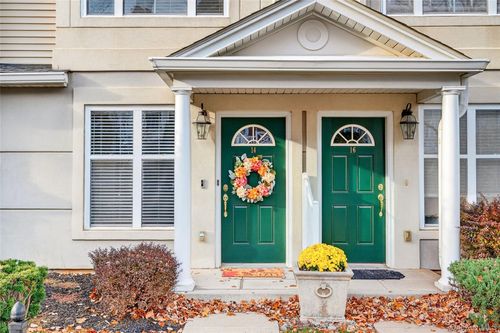 14 Harbor Pointe Dr, Haverstraw, NY, 10927-2102 | Card Image