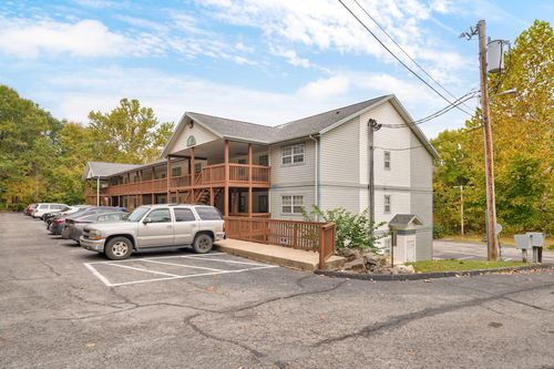 b15-250 Berry Drive, Branson, MO, 65616 | Card Image