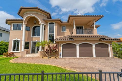 2085 Keystone Blvd, North Miami, FL, 33181-2609 | Card Image