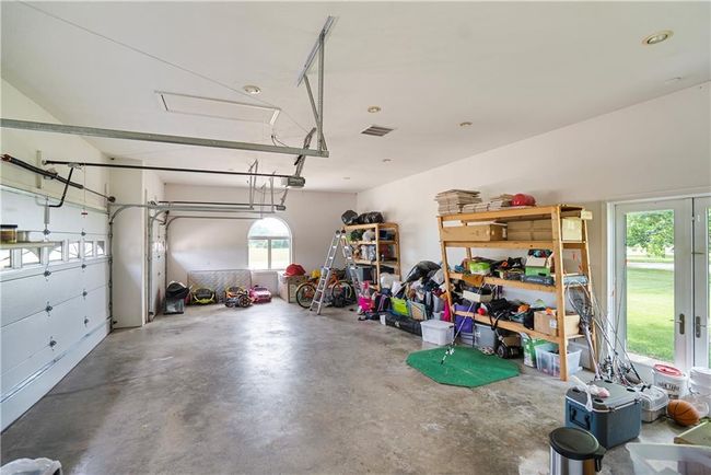 1702 Cedar Ridge Rd, House other with 4 bedrooms, 4 bathrooms and null parking in Parsons KS | Image 81