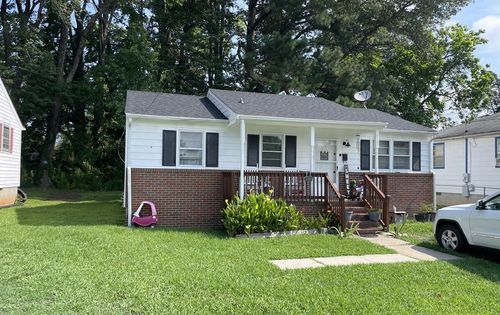 117 Indian Oak Ave, Crewe, VA, 23930-1403 | Card Image