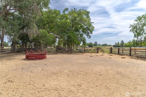 19627 Road A Ne, Soap Lake, WA, 98851-9659 | Card Image