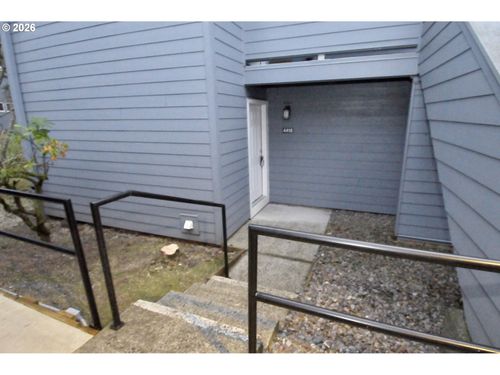 43-4418 Sw Dickinson St, Portland, OR, 97219-7457 | Card Image