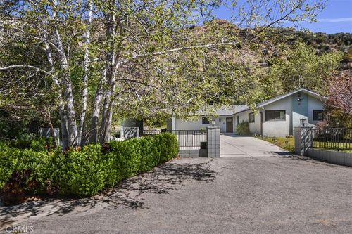 2447 Stonyvale Rd, Tujunga, CA, 91042 | Card Image