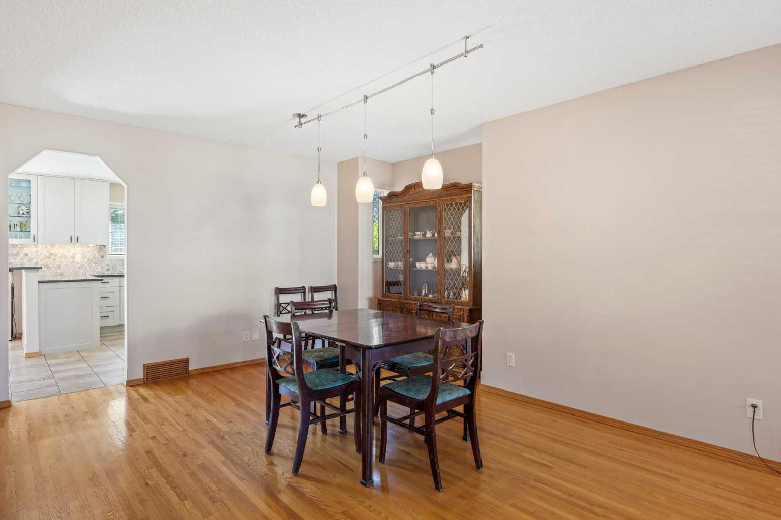 Residential in Chestermere 5