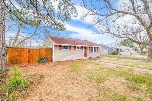 1922 Bancroft Dr, Hampton, VA, 23663-1203 | Card Image