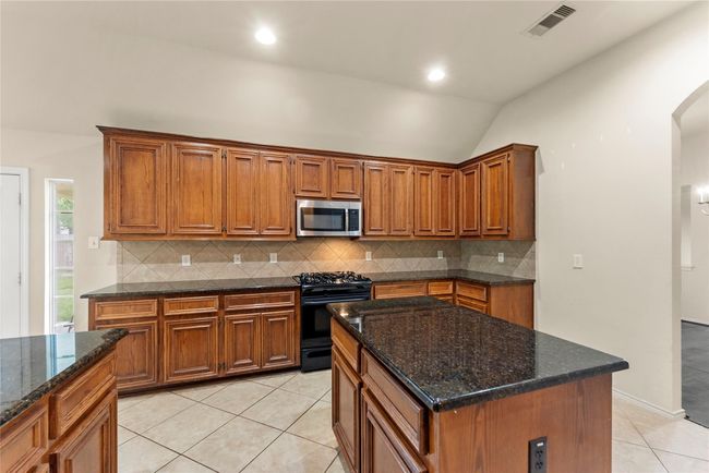 27603 Molly Hills Ct, House other with 4 bedrooms, 2 bathrooms and 2 parking in Spring TX | Image 17
