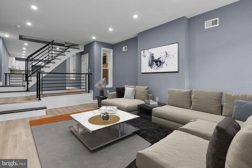 2513 W Oxford St, PHILADELPHIA, PA, 19121-2838 | Card Image