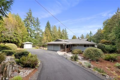 1047 Puget Drive E, House other with 3 bedrooms, 2 bathrooms and 2 parking in Port Orchard WA | Image 1