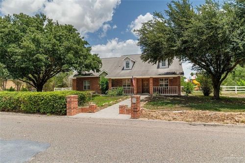 8516 Zurich Ave, Mission, TX, 78573-3809 | Card Image