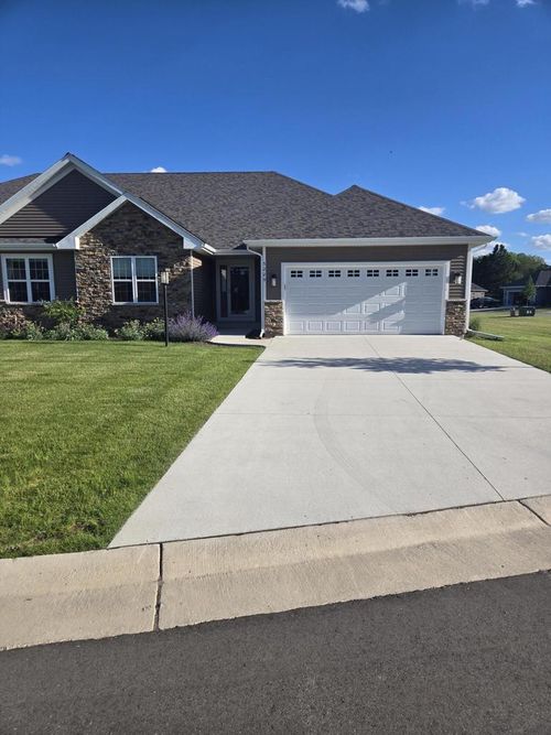 5229 Briarwood Circle, Caledonia, WI, 53402 | Card Image