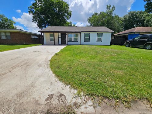 2129 Raspberry Ln, Pasadena, TX, 77502-4014 | Card Image