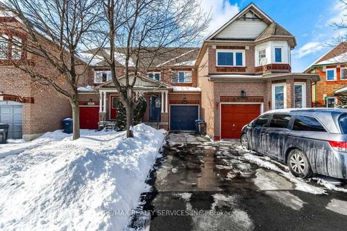 6888 Dillingwood Dr, Mississauga, ON, L5N7E4 | Card Image