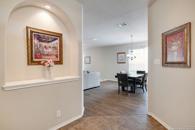 125 Wright Cv, House other with 3 bedrooms, 2 bathrooms and null parking in Cibolo TX | Image 5