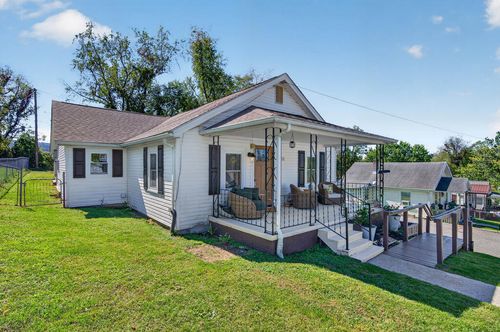 736 Elizabeth St, Pulaski, VA, 244301 | Card Image