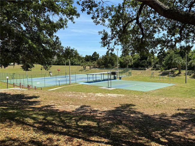 Basketball/tennis/pickleball courts | Image 47