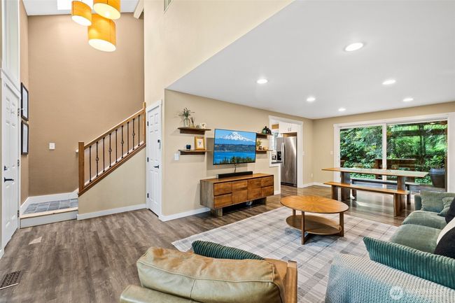 17627 17 Th Dr Se, House other with 3 bedrooms, 3 bathrooms and 2 parking in Bothell WA | Image 5