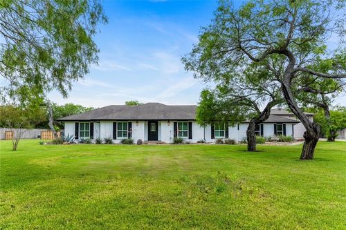 4069 Bobwhite, Robstown, TX, 78380-6056 | Card Image