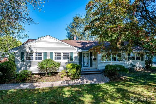 3 Queen St, Parsippany, NJ, 07054-4826 | Card Image