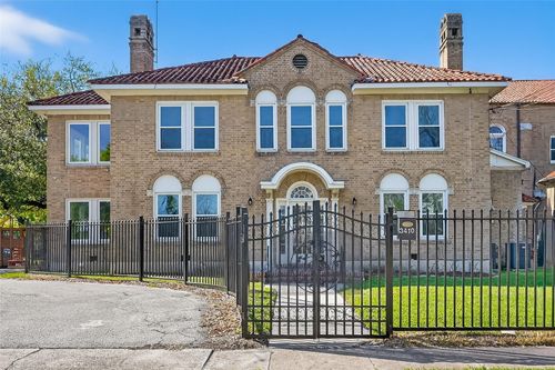 3410 Austin St, Houston, TX, 77004-3823 | Card Image