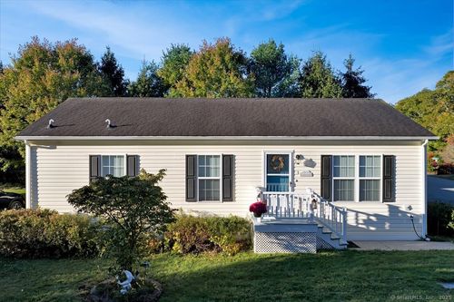 3 Cliff Rd, Ledyard, CT, 06339-2031 | Card Image