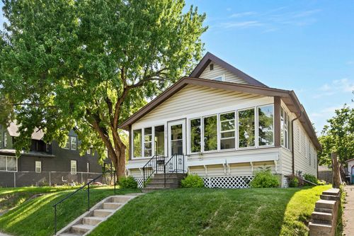 1075 Farrington St, Saint Paul, MN, 55117-5103 | Card Image