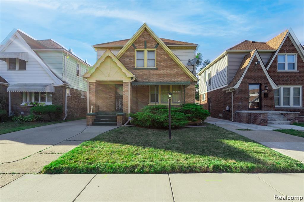 Residential in Detroit 3