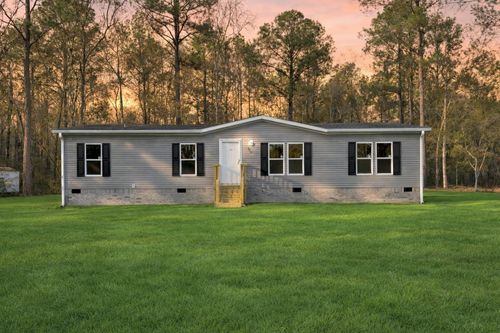 270 Saturn Ln, Walterboro, SC, 29488-8703 | Card Image