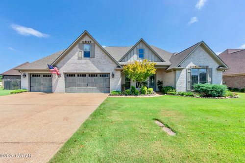 152 Moses Dr, Jackson, TN, 38305-6938 | Card Image