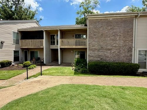2-6747 Quail Hollow Ct, Memphis, TN, 38120-4604 | Card Image