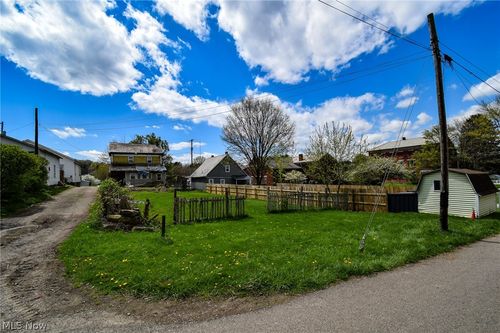 117 E Main St, Wilmot, OH, 44689-9704 | Card Image