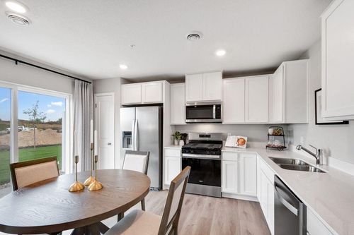 13730 Victoria Meadows Court, Rosemount, MN, 55068 | Card Image